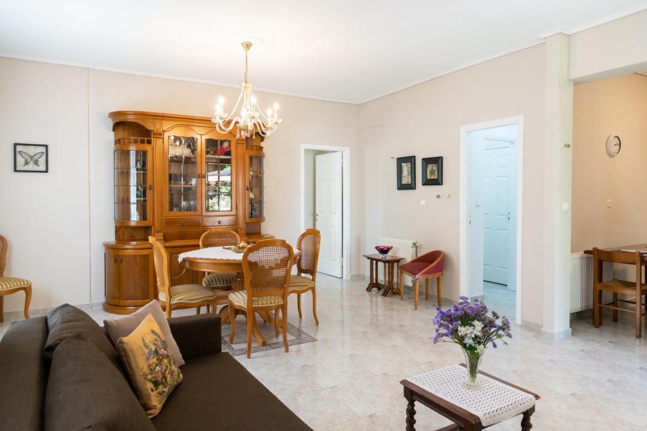 Pepi'S House Apartment Артемида Екстериор снимка