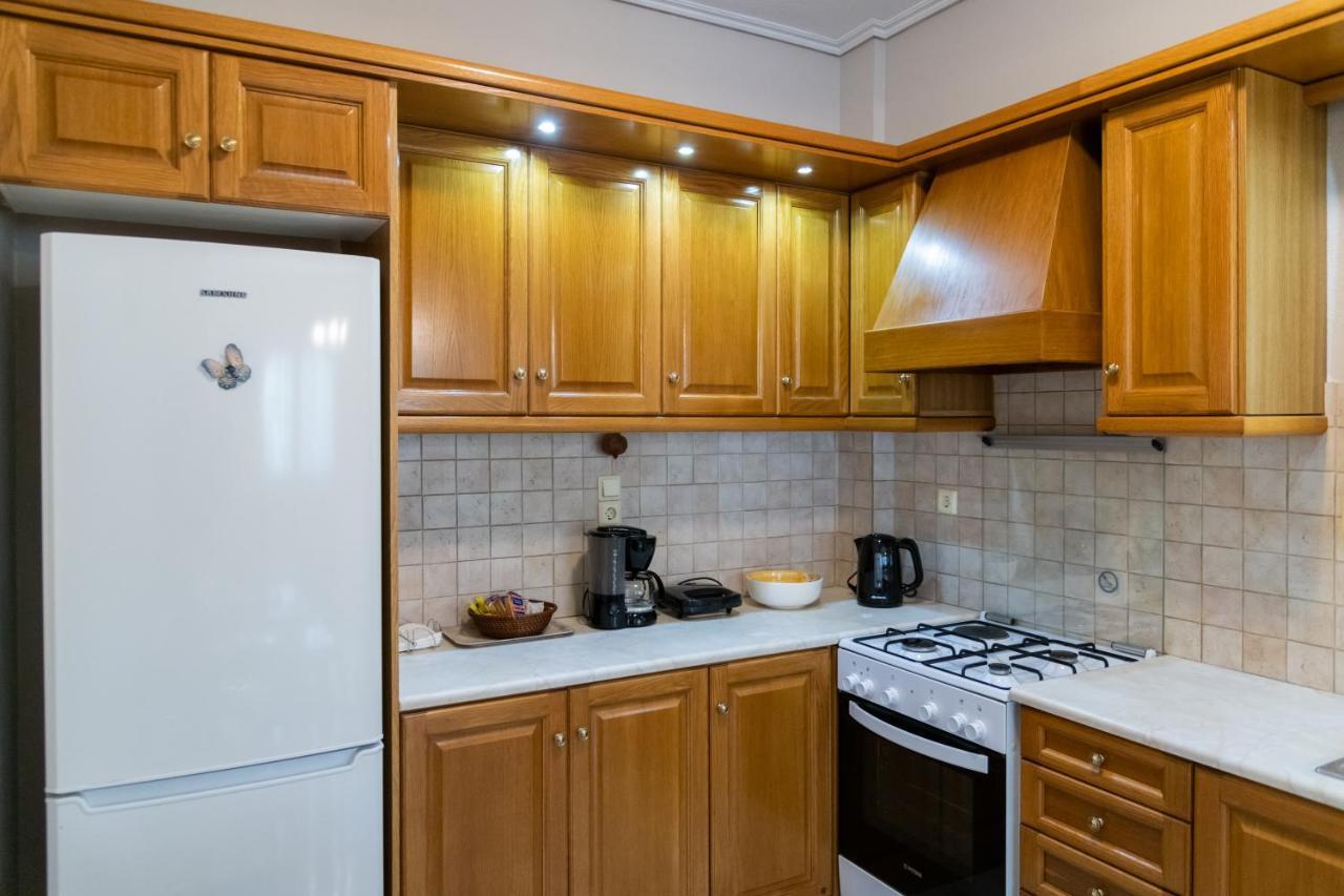 Pepi'S House Apartment Артемида Екстериор снимка